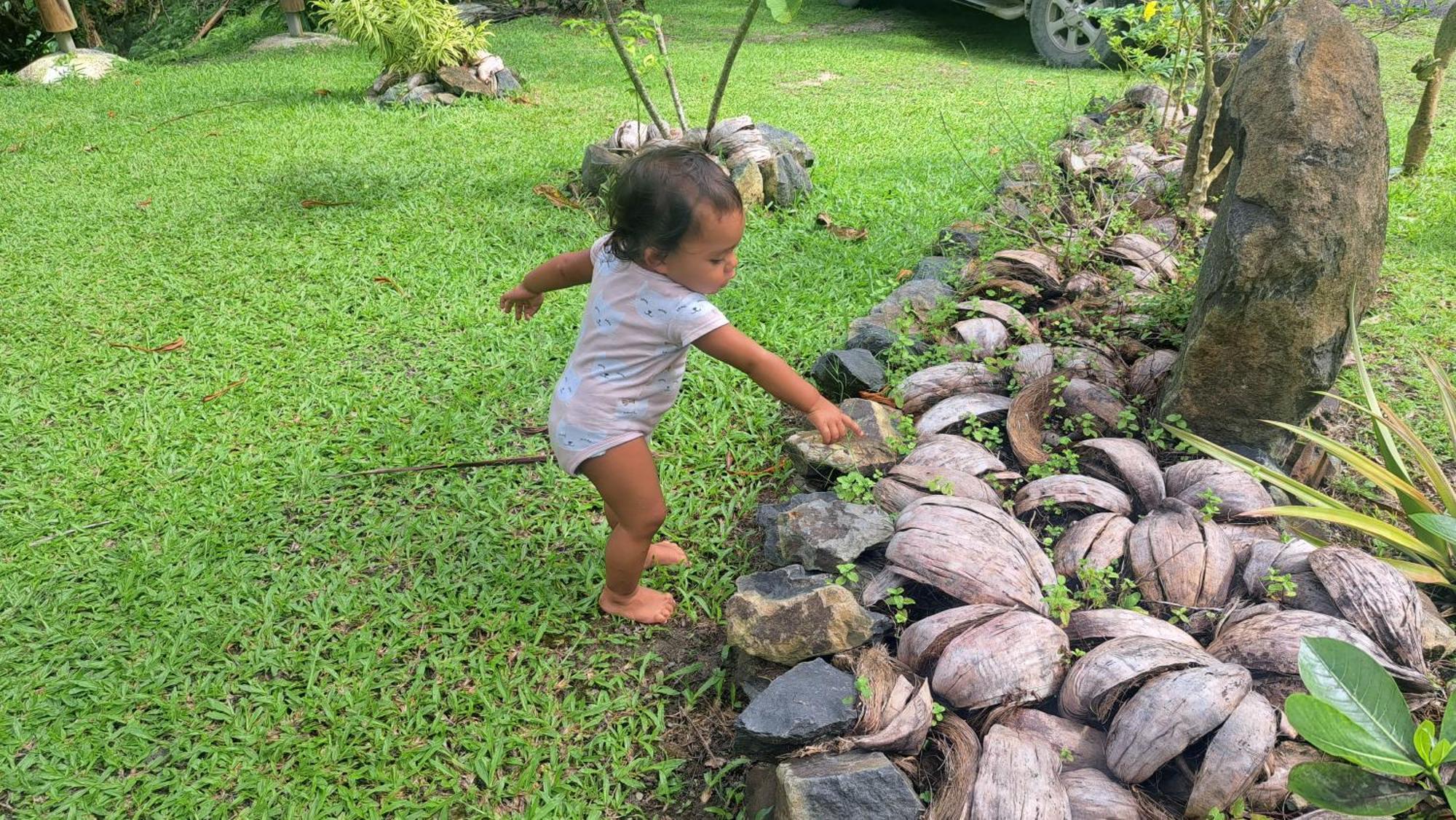 Mahana Tua Lodge Huahine Fare Exterior photo