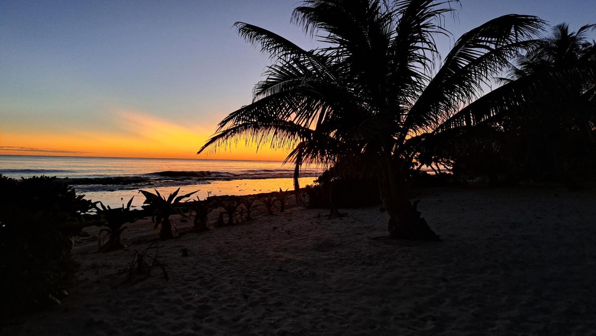 Mahana Tua Lodge Huahine Fare Exterior photo